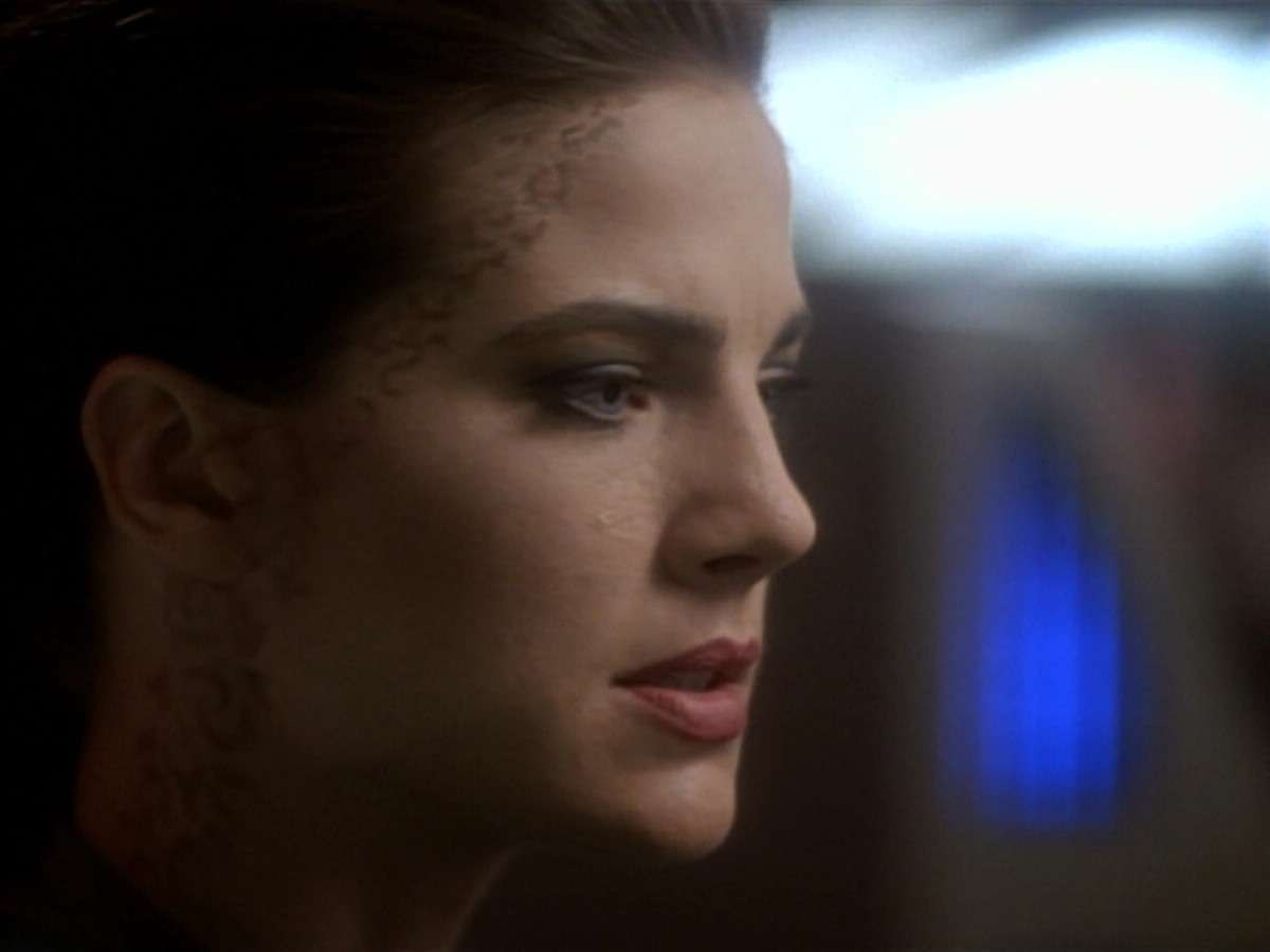 extant_StarTrekDS9_1x16-IfWishesWereHorses_03012.jpg