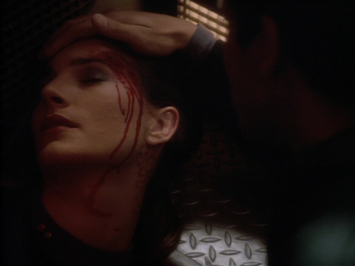 extant_StarTrekDS9_1x16-IfWishesWereHorses_03236.jpg