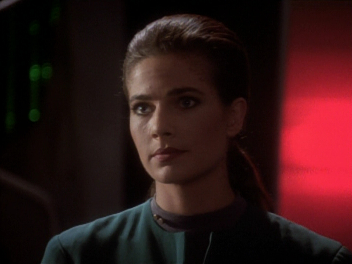 extant_StarTrekDS9_1x16-IfWishesWereHorses_03279.jpg