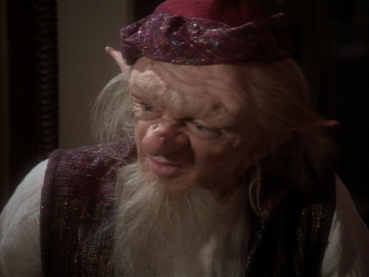 extant_StarTrekDS9_1x16-IfWishesWereHorses_03298.jpg