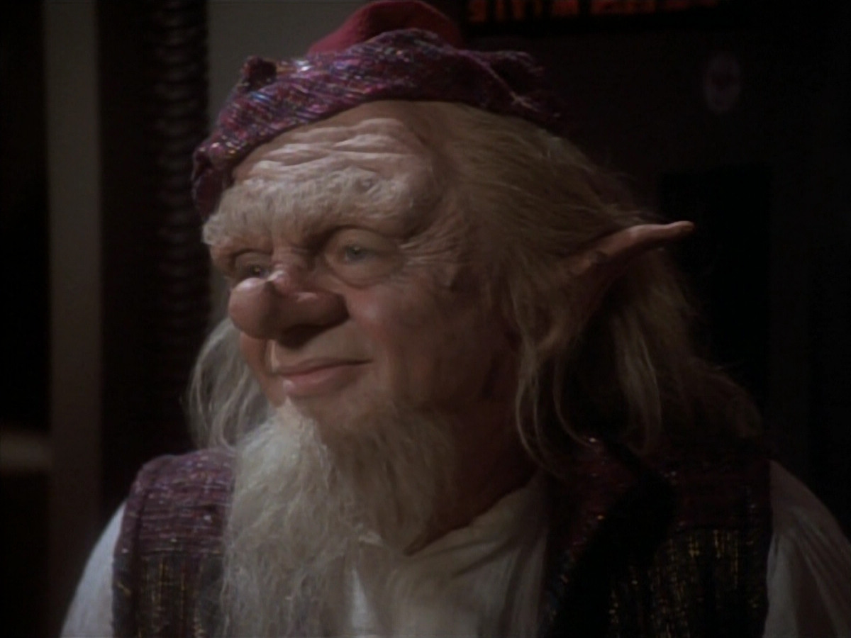 extant_StarTrekDS9_1x16-IfWishesWereHorses_03315.jpg