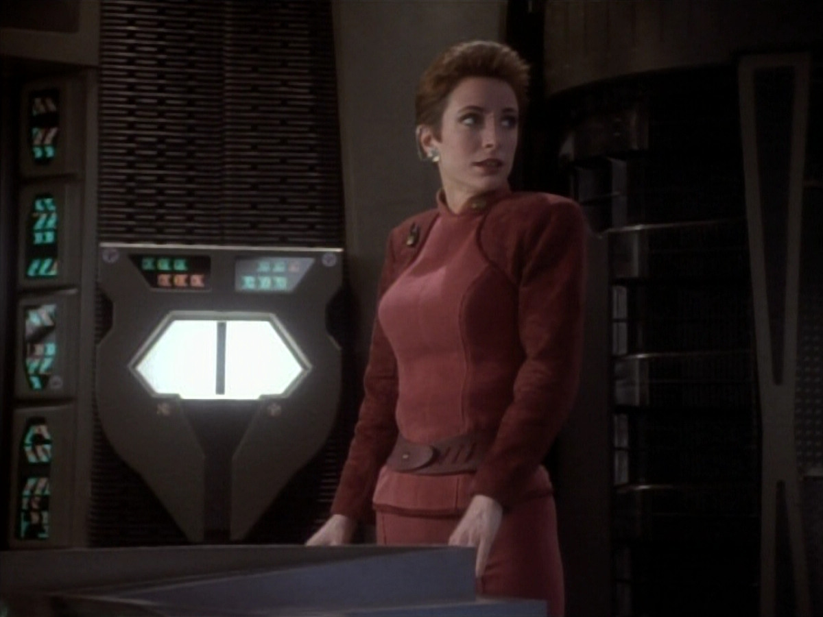 extant_StarTrekDS9_1x16-IfWishesWereHorses_03472.jpg
