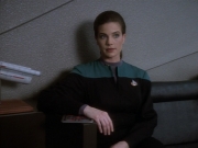 extant_StarTrekDS9_1x16-IfWishesWereHorses_02284.jpg