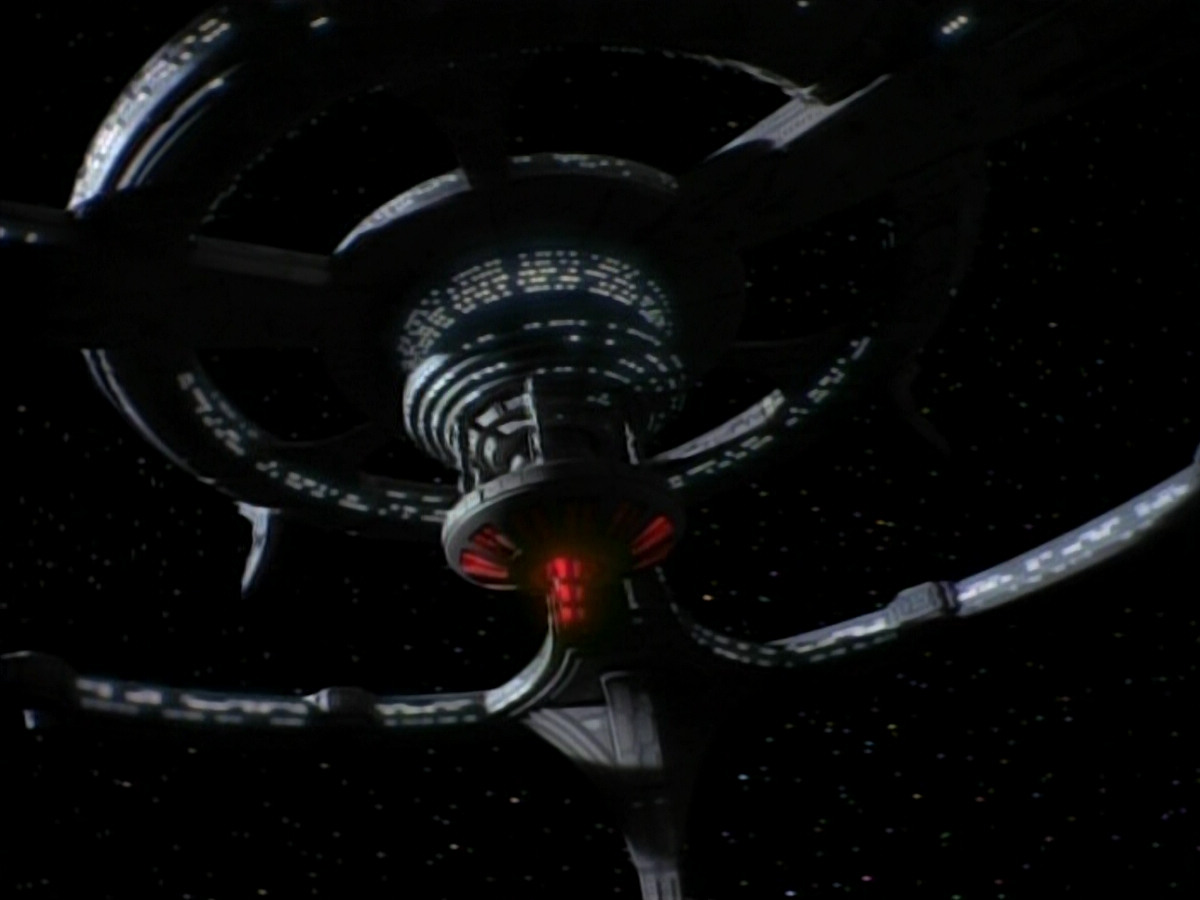 extant_StarTrekDS9_1x17-TheForsaken_00010.jpg