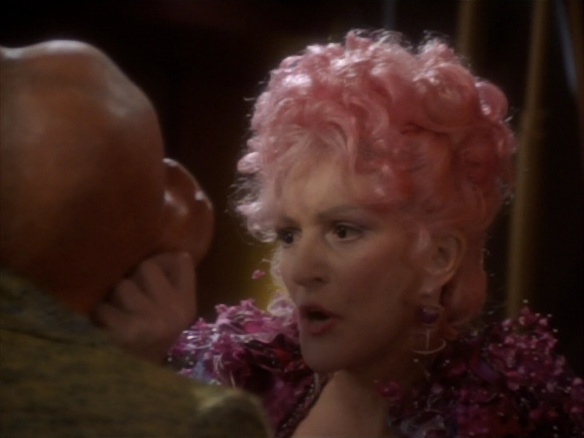 extant_StarTrekDS9_1x17-TheForsaken_00231.jpg