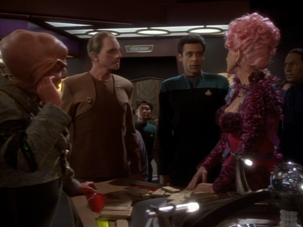 extant_StarTrekDS9_1x17-TheForsaken_00260.jpg