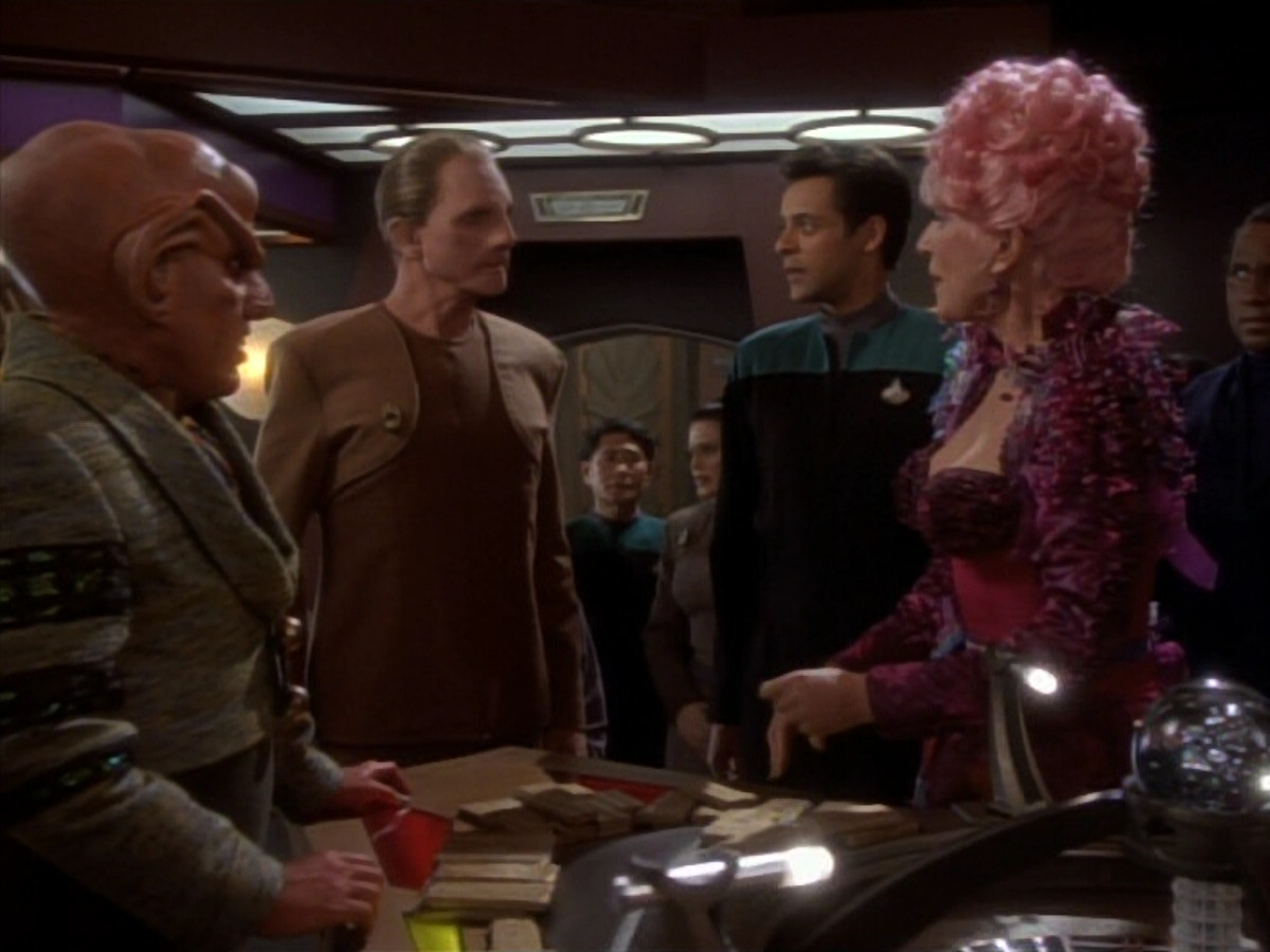 extant_StarTrekDS9_1x17-TheForsaken_00264.jpg
