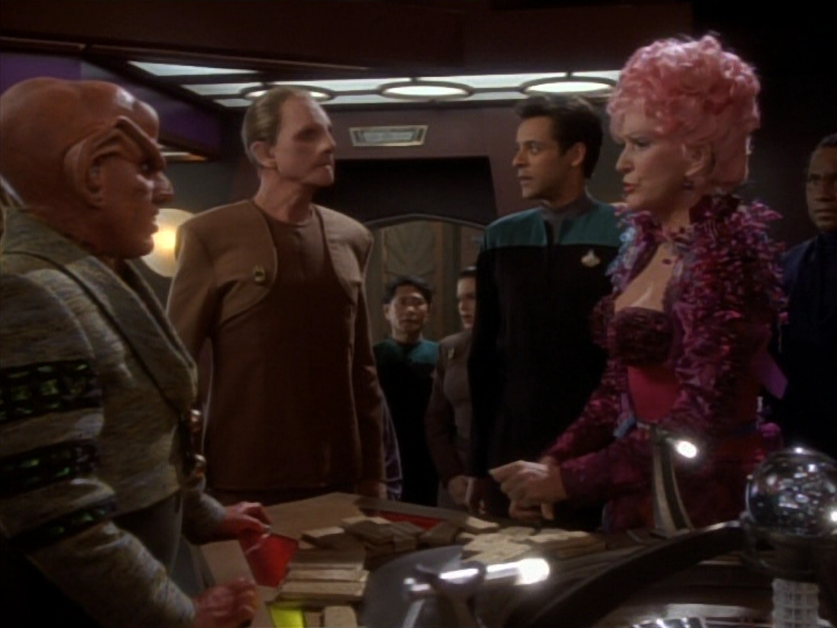 extant_StarTrekDS9_1x17-TheForsaken_00265.jpg