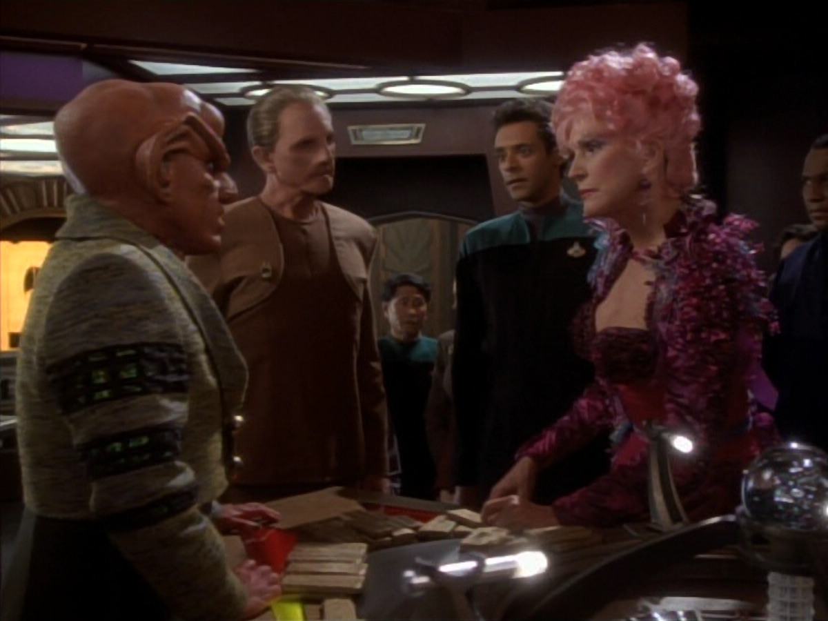 extant_StarTrekDS9_1x17-TheForsaken_00274.jpg
