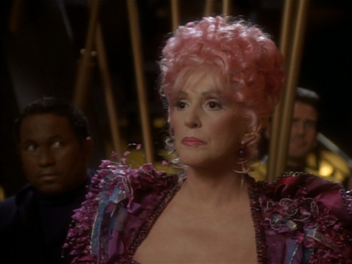 extant_StarTrekDS9_1x17-TheForsaken_00295.jpg