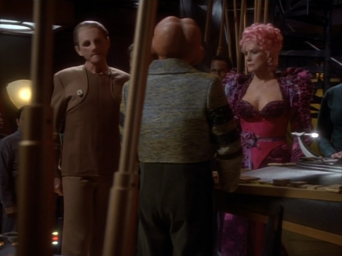 extant_StarTrekDS9_1x17-TheForsaken_00338.jpg