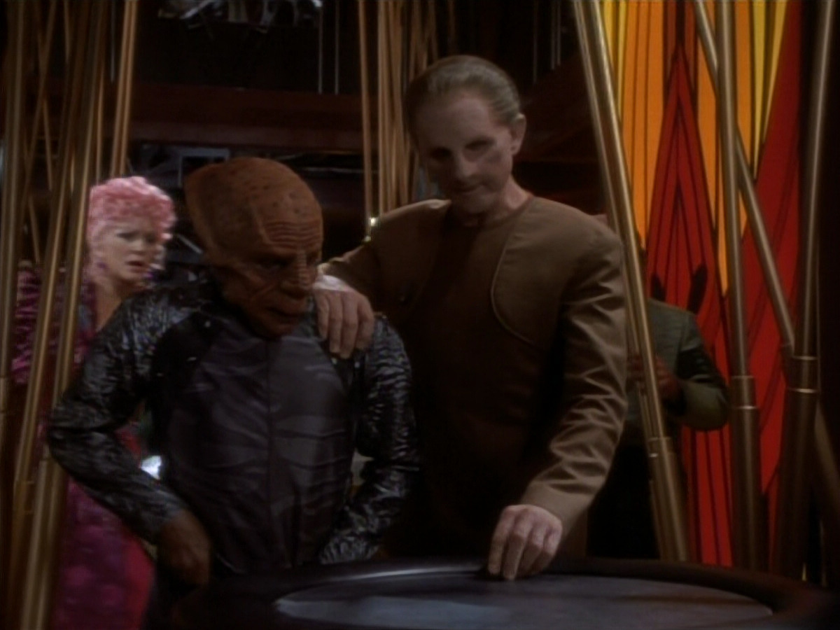 extant_StarTrekDS9_1x17-TheForsaken_00367.jpg