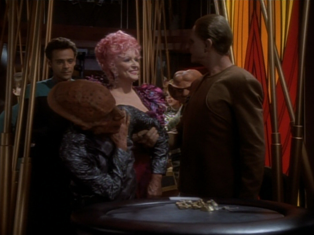 extant_StarTrekDS9_1x17-TheForsaken_00394.jpg