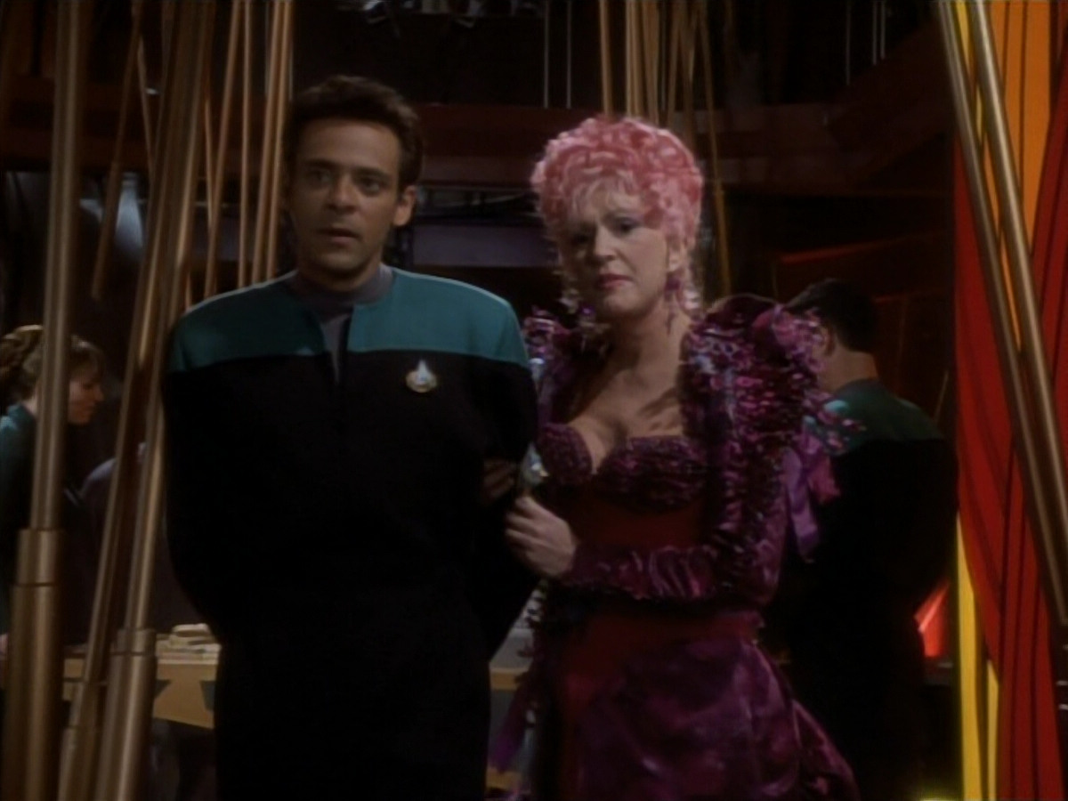 extant_StarTrekDS9_1x17-TheForsaken_00401.jpg