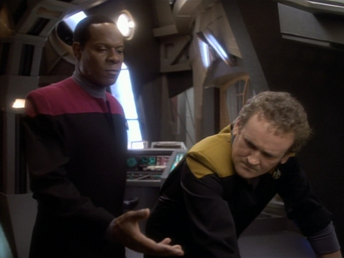 extant_StarTrekDS9_1x17-TheForsaken_00716.jpg