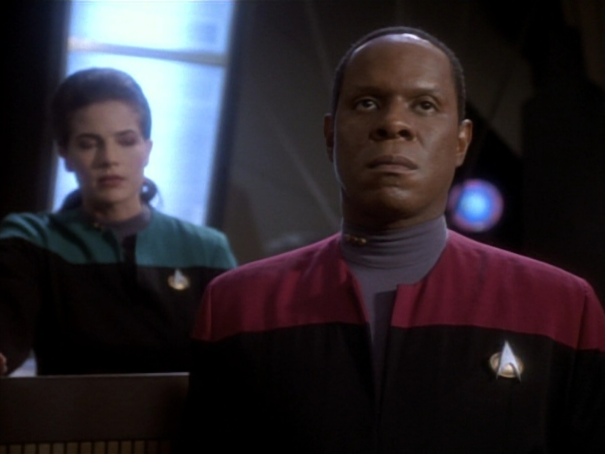 extant_StarTrekDS9_1x17-TheForsaken_00914.jpg