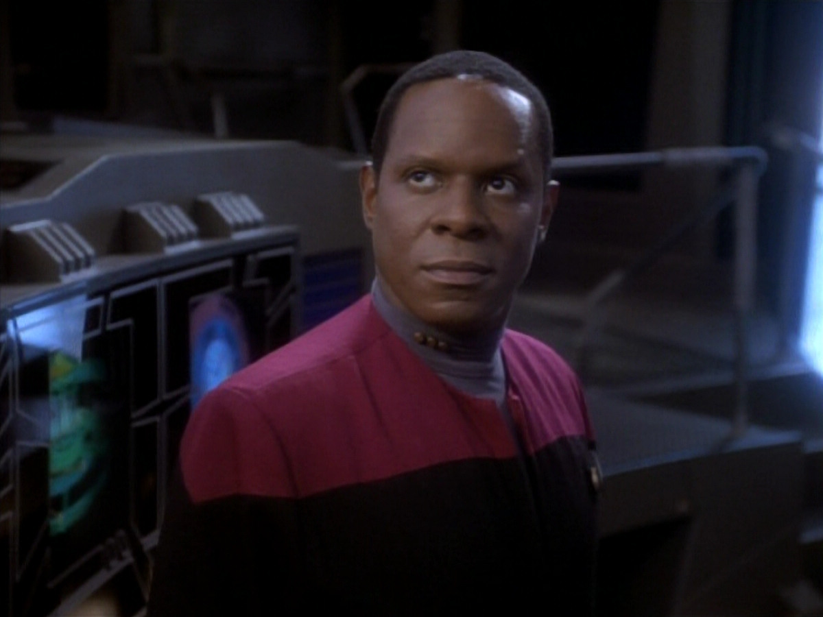 extant_StarTrekDS9_1x17-TheForsaken_00948.jpg