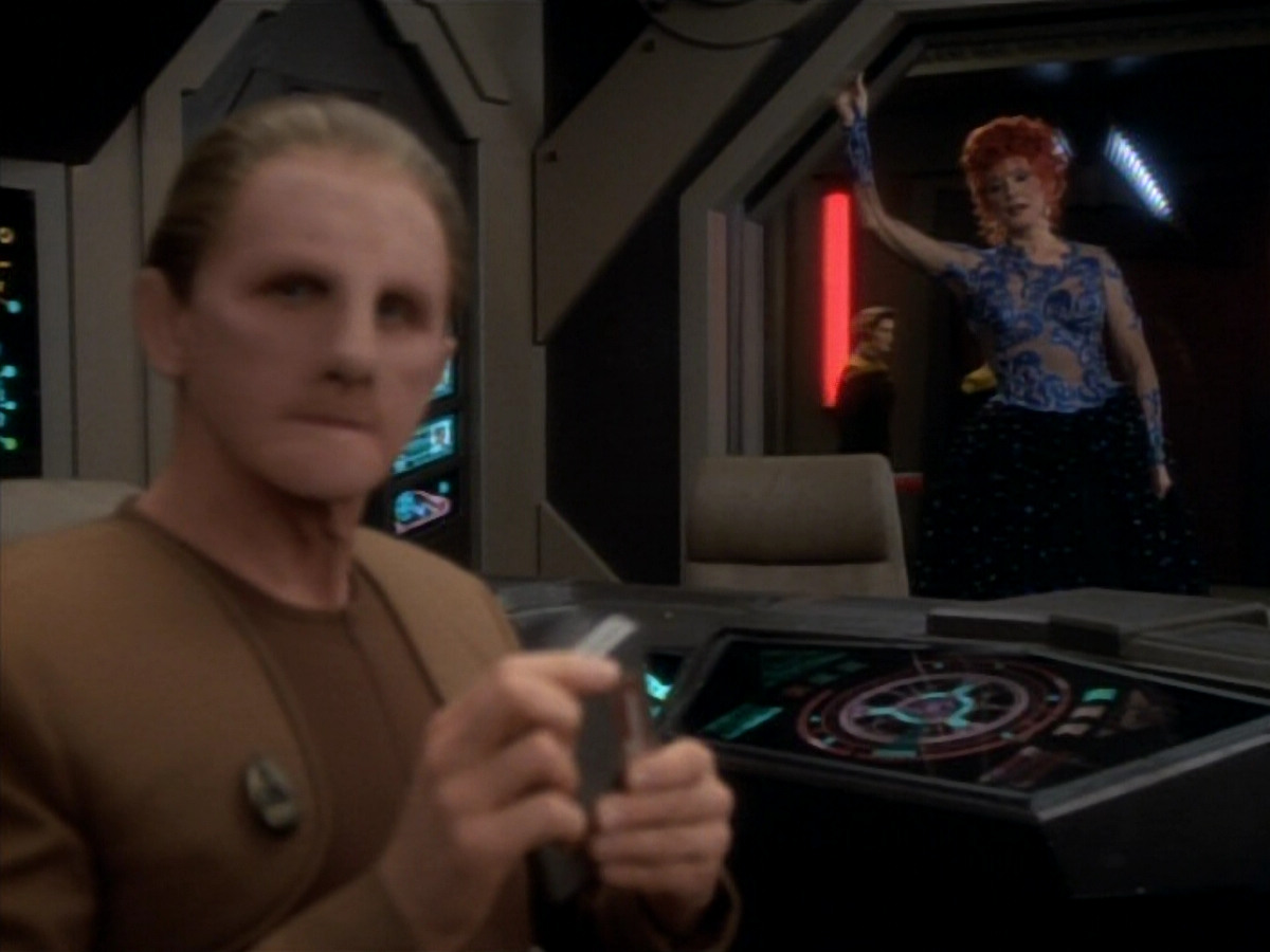 extant_StarTrekDS9_1x17-TheForsaken_01022.jpg