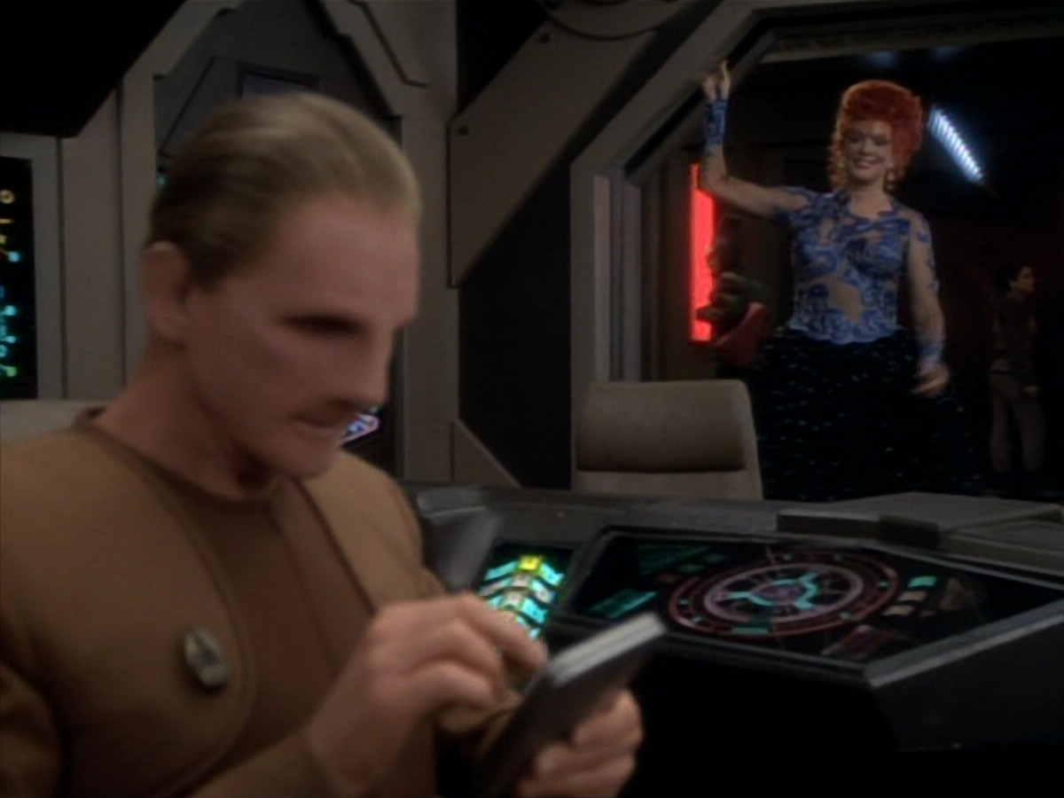 extant_StarTrekDS9_1x17-TheForsaken_01033.jpg