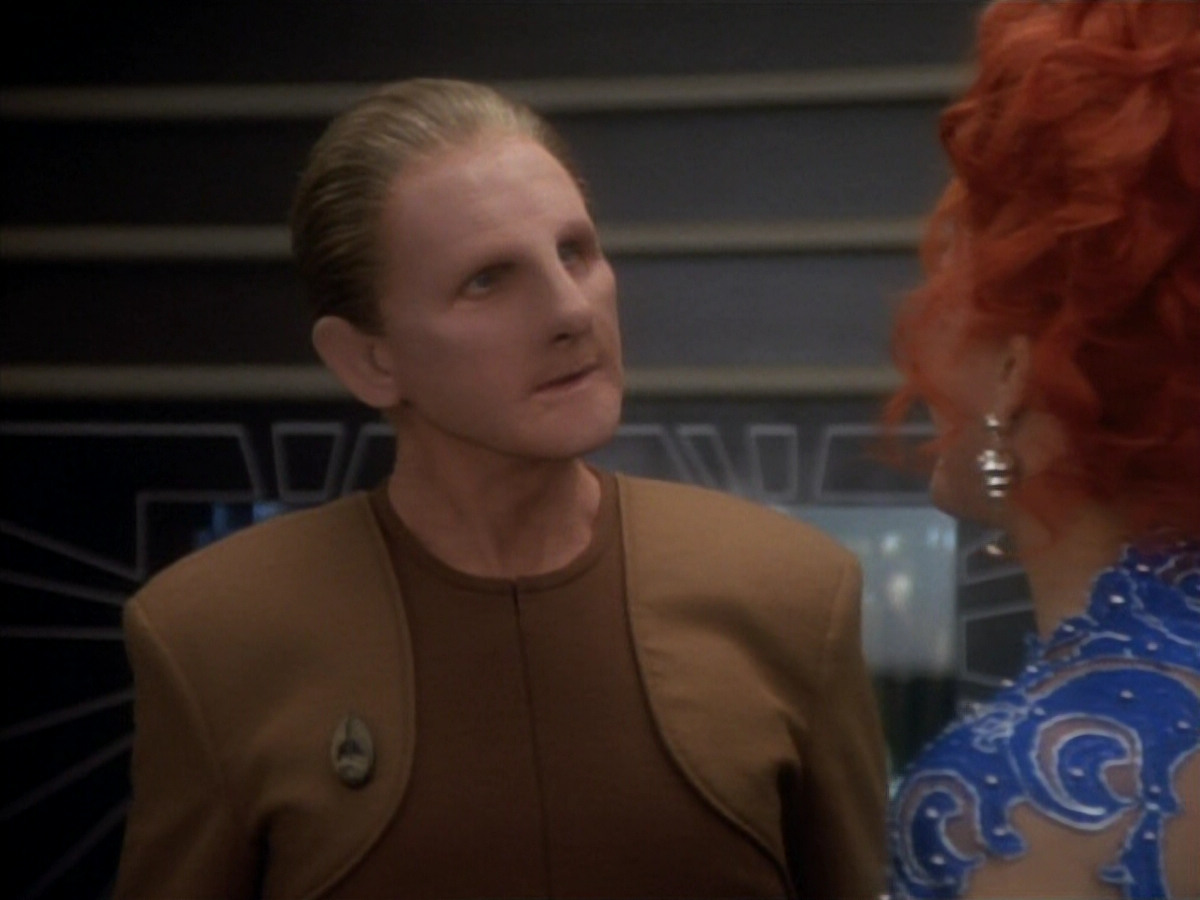 extant_StarTrekDS9_1x17-TheForsaken_01083.jpg