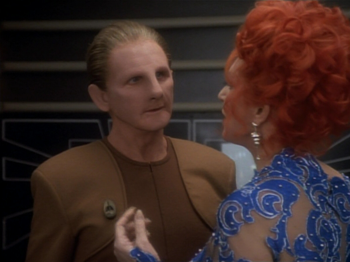 extant_StarTrekDS9_1x17-TheForsaken_01097.jpg