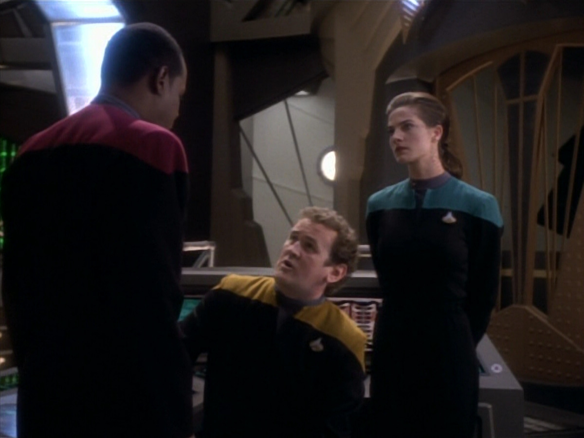 extant_StarTrekDS9_1x17-TheForsaken_01721.jpg