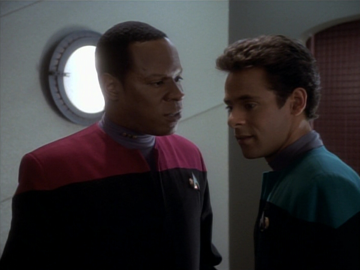 extant_StarTrekDS9_1x17-TheForsaken_02120.jpg