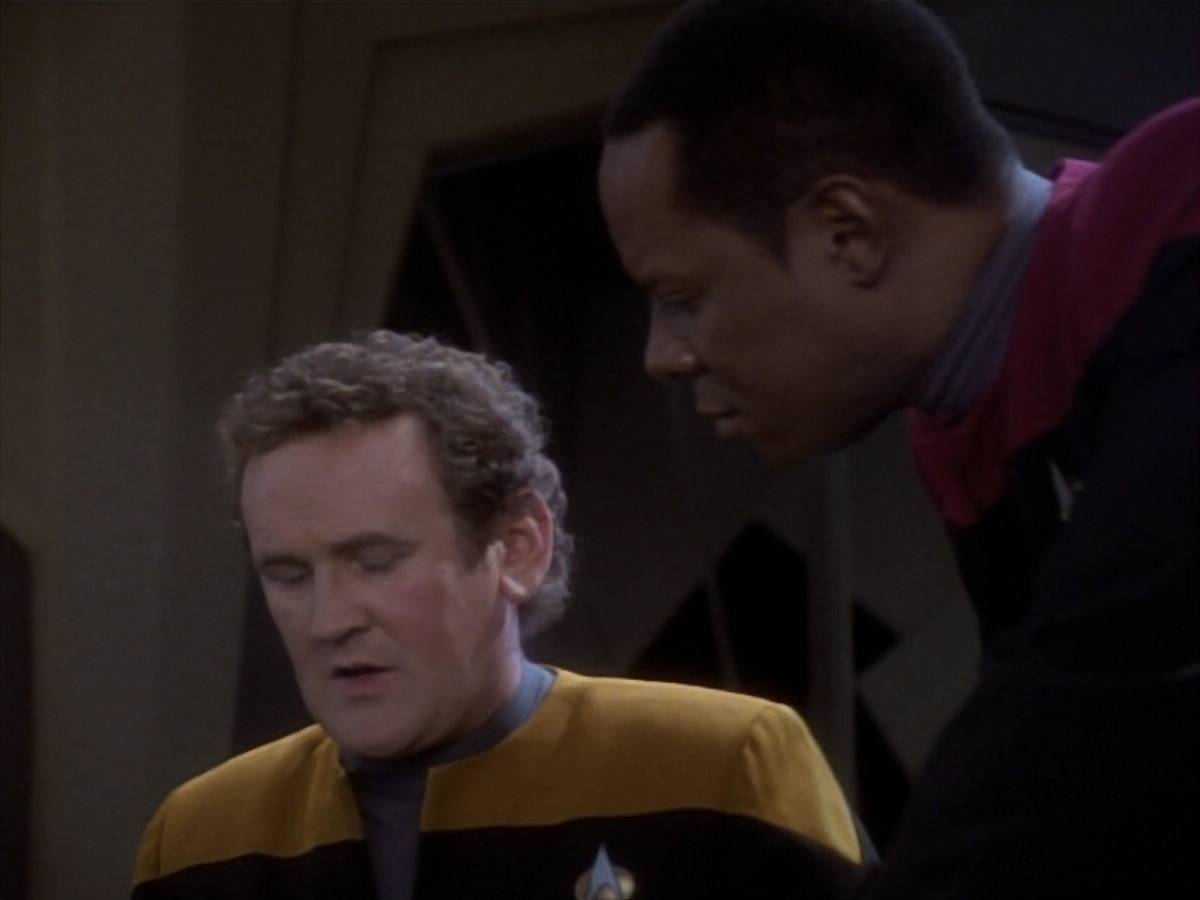extant_StarTrekDS9_1x17-TheForsaken_02186.jpg