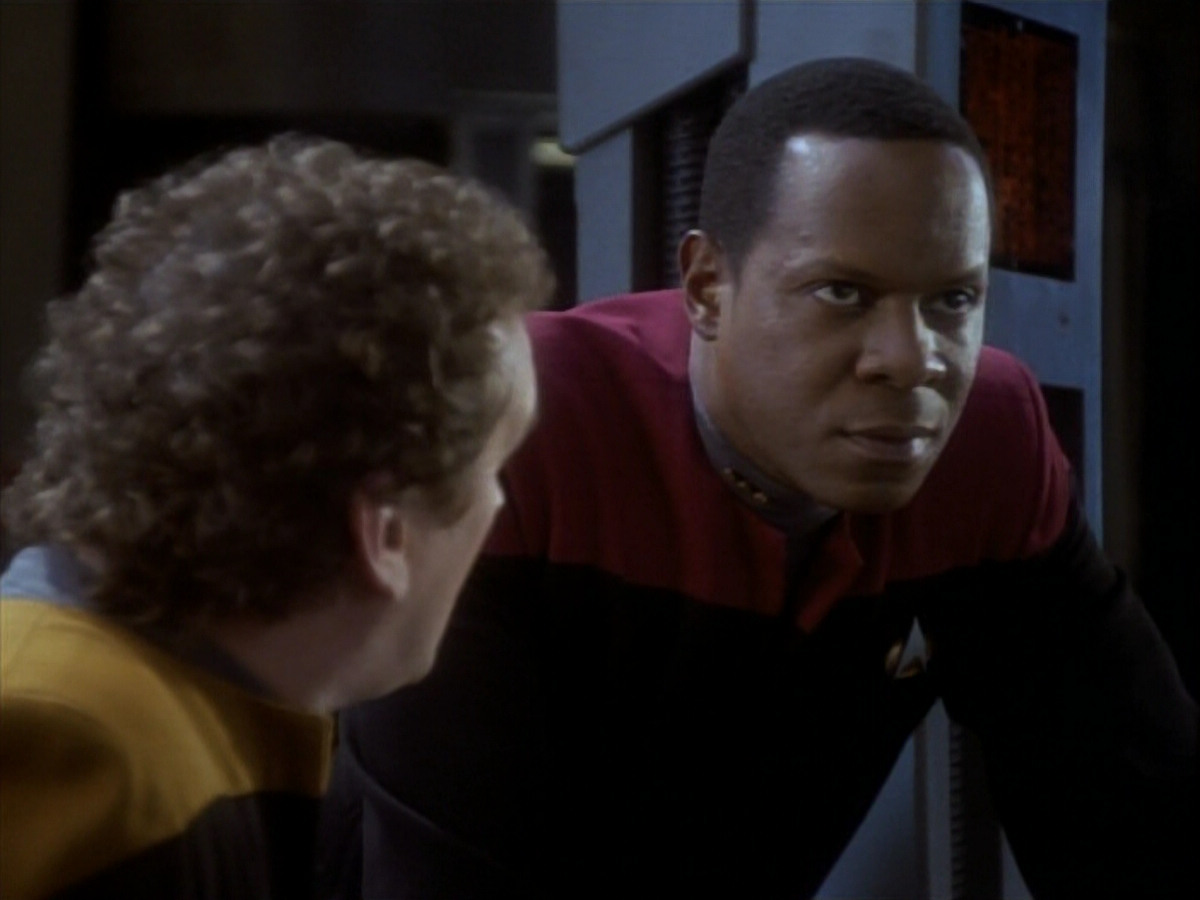 extant_StarTrekDS9_1x17-TheForsaken_02213.jpg