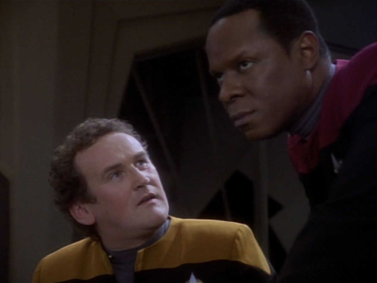extant_StarTrekDS9_1x17-TheForsaken_02215.jpg