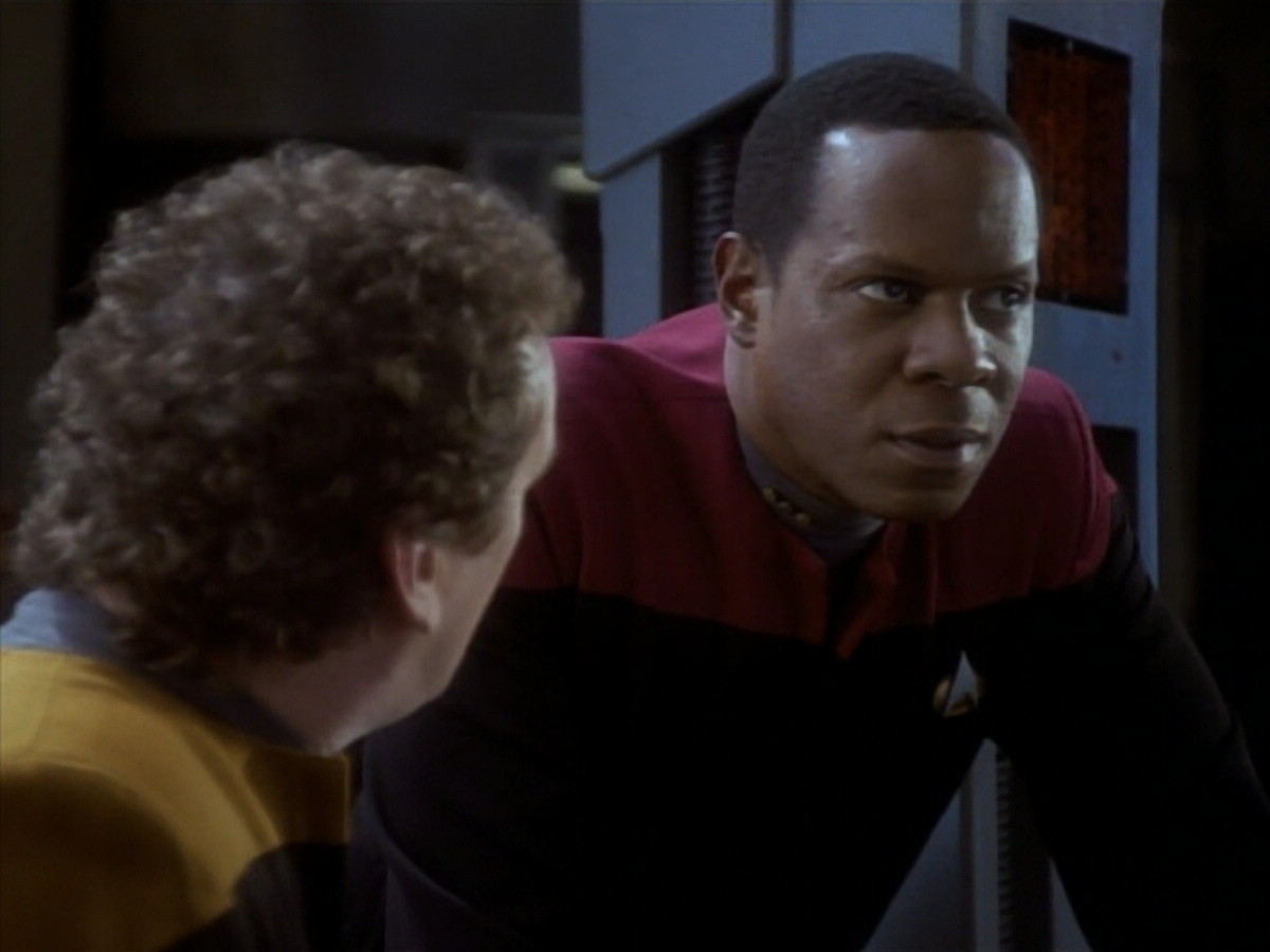 extant_StarTrekDS9_1x17-TheForsaken_02222.jpg