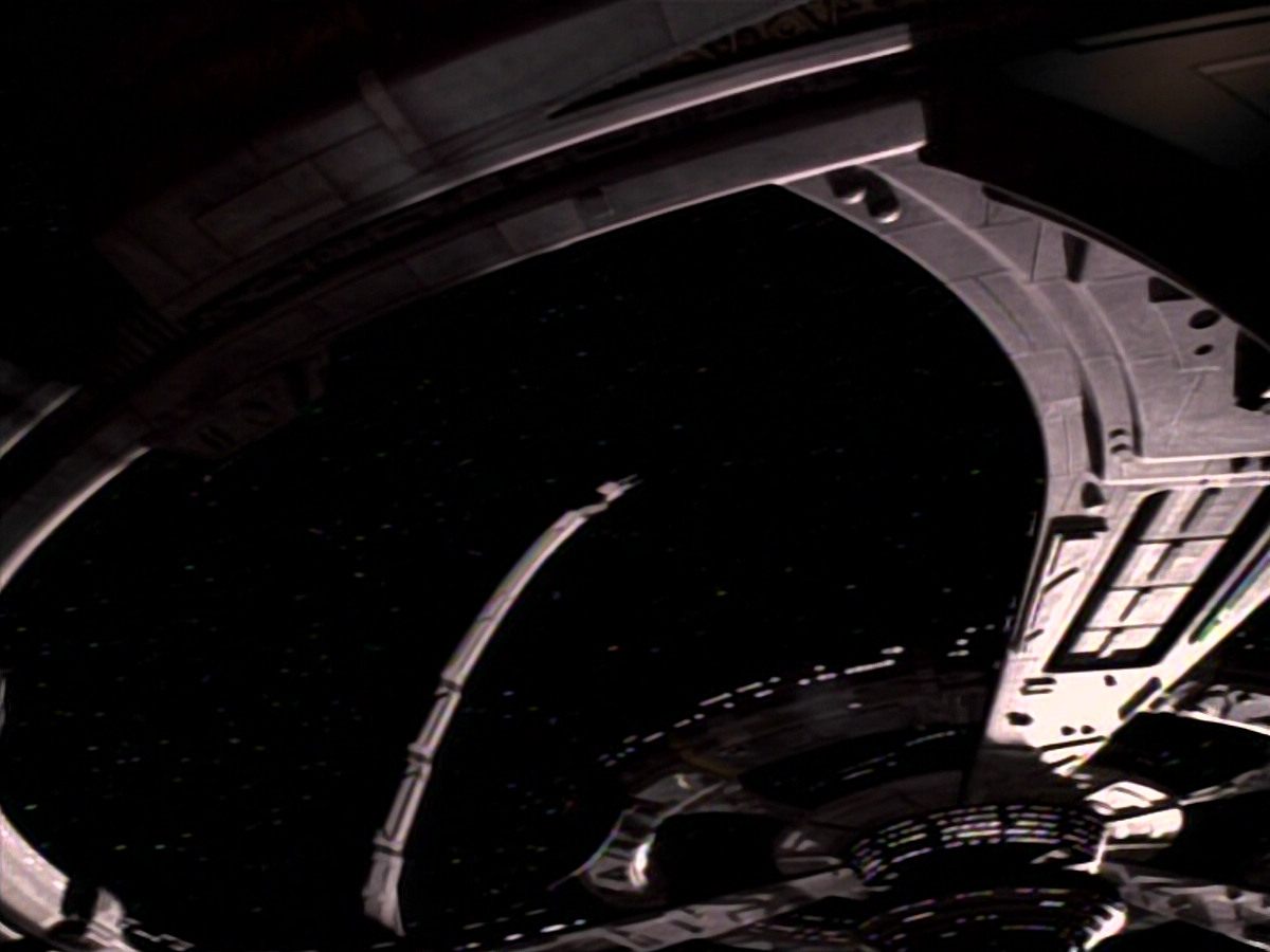 extant_StarTrekDS9_1x17-TheForsaken_02342.jpg