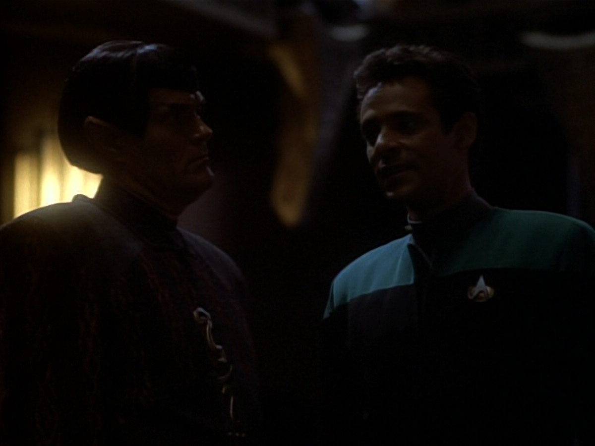 extant_StarTrekDS9_1x17-TheForsaken_02593.jpg