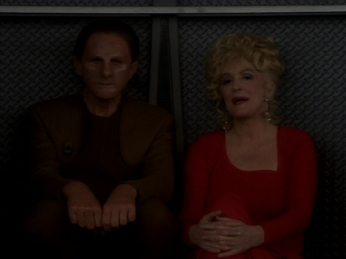 extant_StarTrekDS9_1x17-TheForsaken_02623.jpg