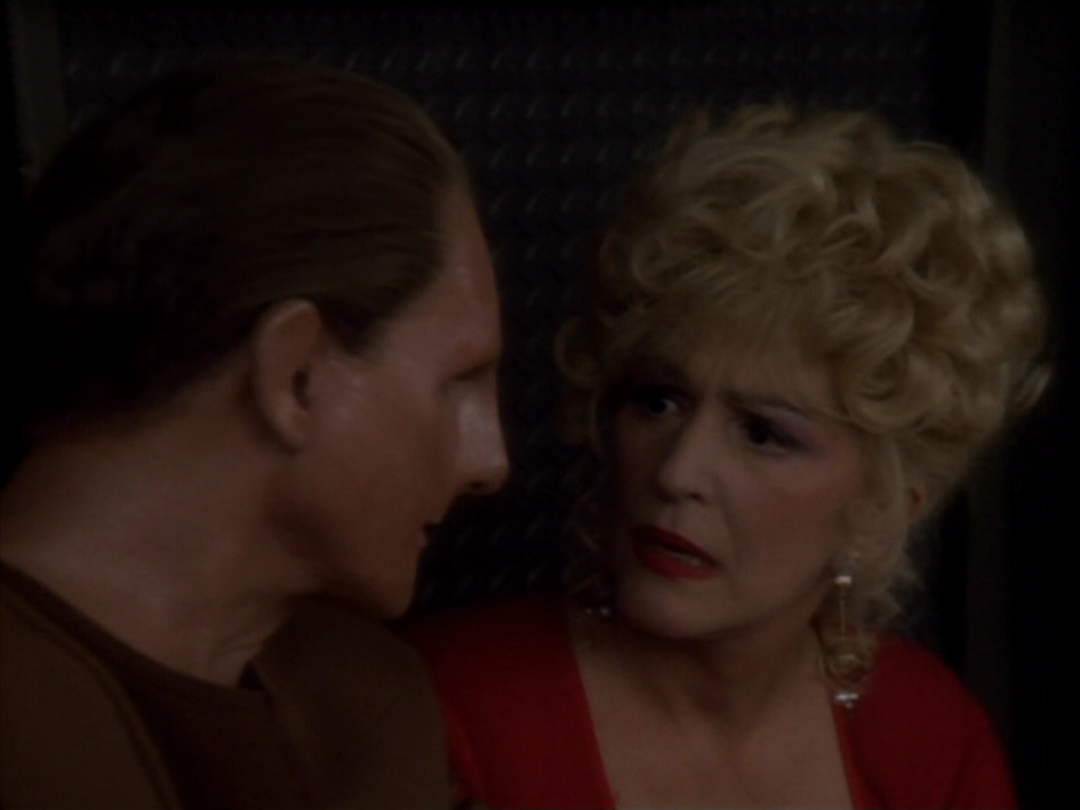 extant_StarTrekDS9_1x17-TheForsaken_02712.jpg