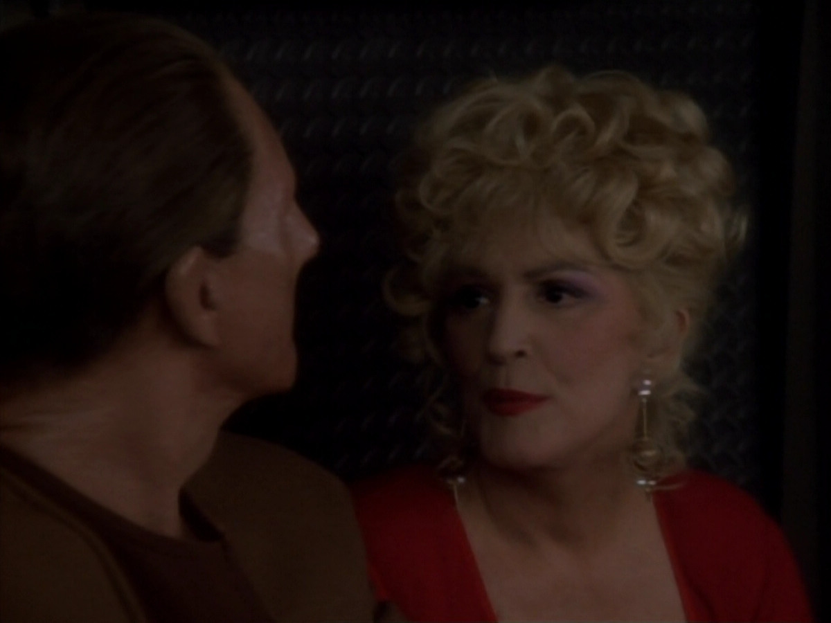 extant_StarTrekDS9_1x17-TheForsaken_02753.jpg