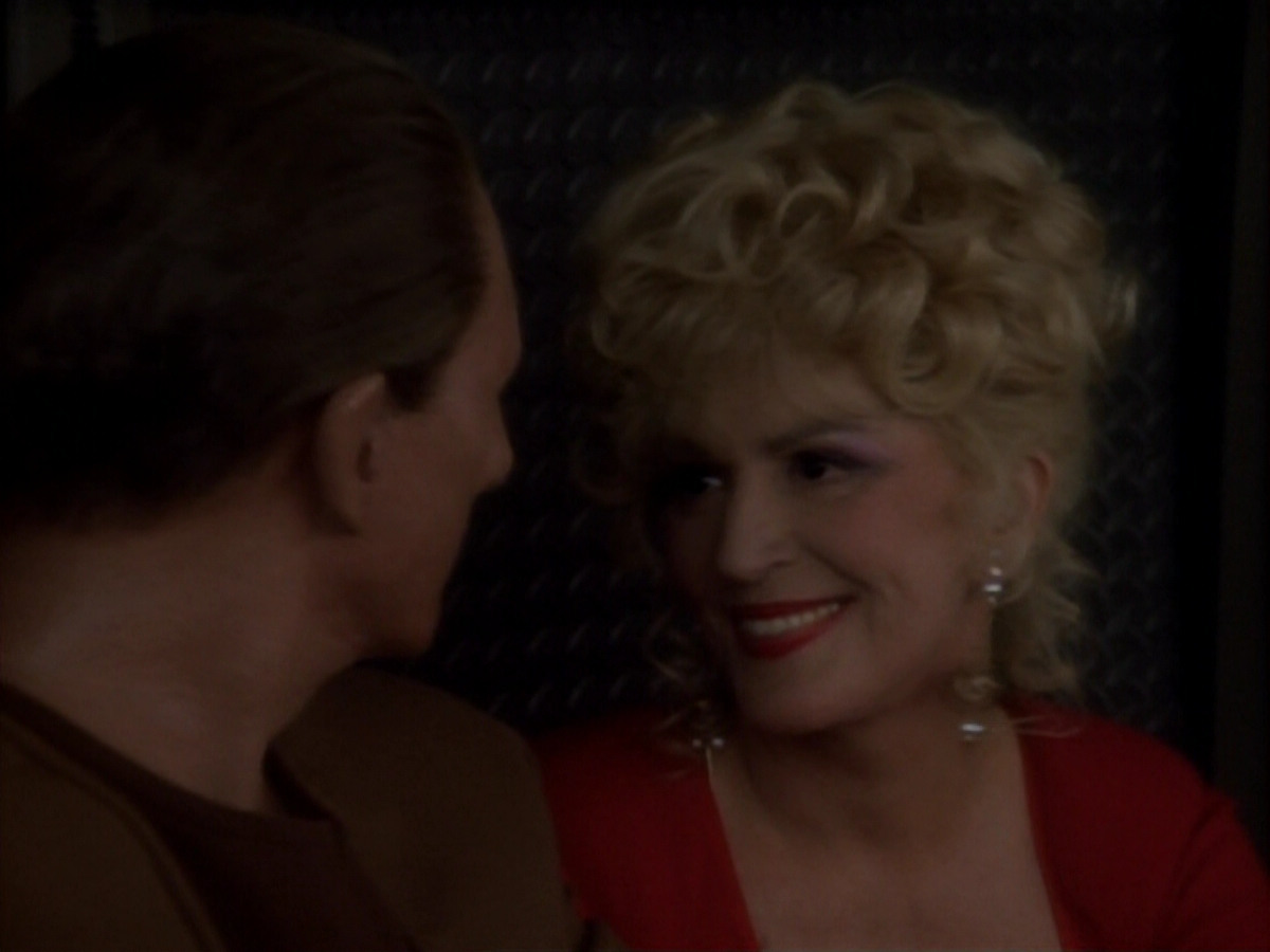 extant_StarTrekDS9_1x17-TheForsaken_02852.jpg