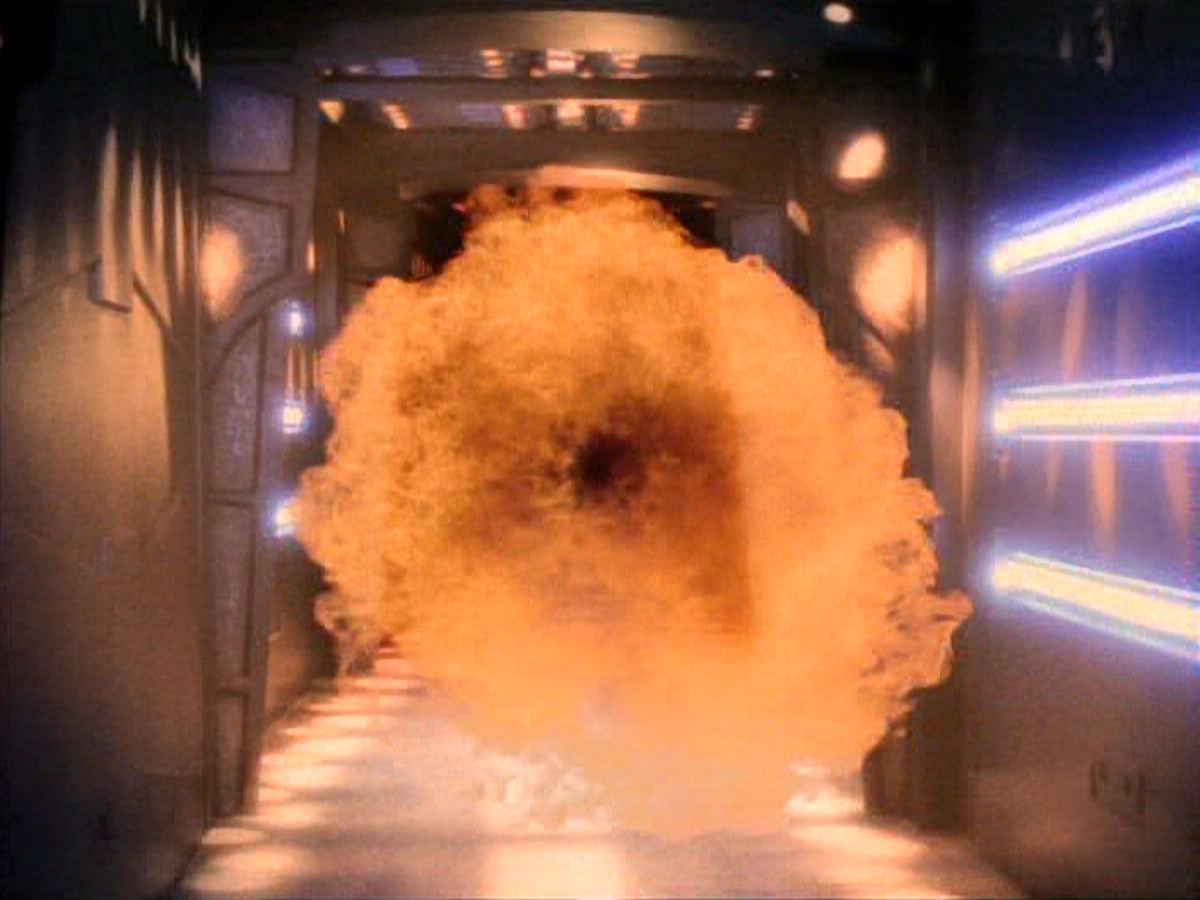 extant_StarTrekDS9_1x17-TheForsaken_03027.jpg
