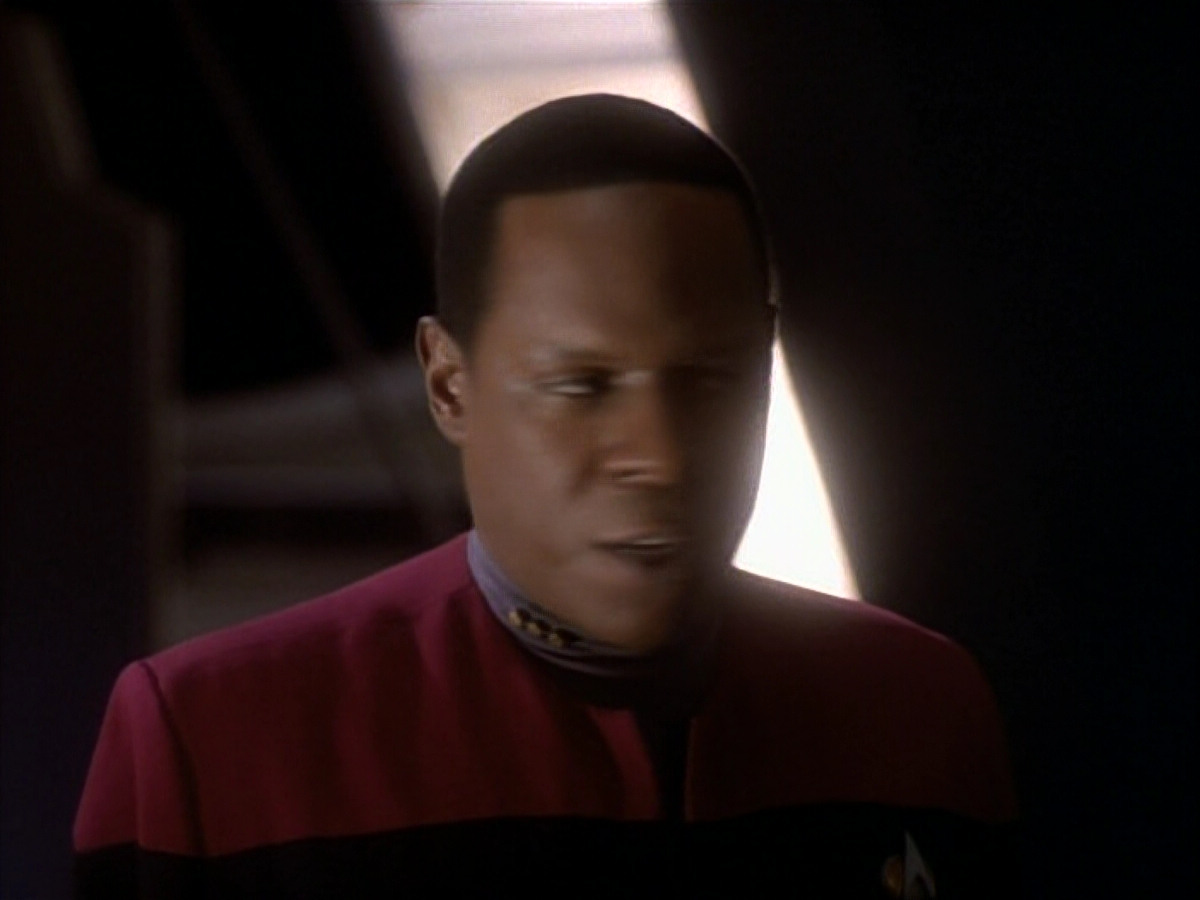 extant_StarTrekDS9_1x17-TheForsaken_03046.jpg