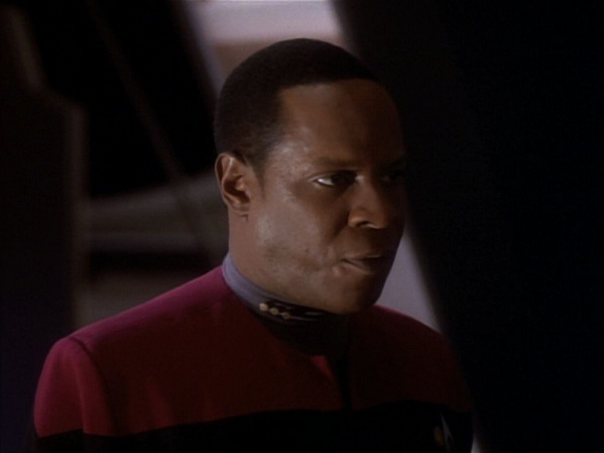 extant_StarTrekDS9_1x17-TheForsaken_03048.jpg