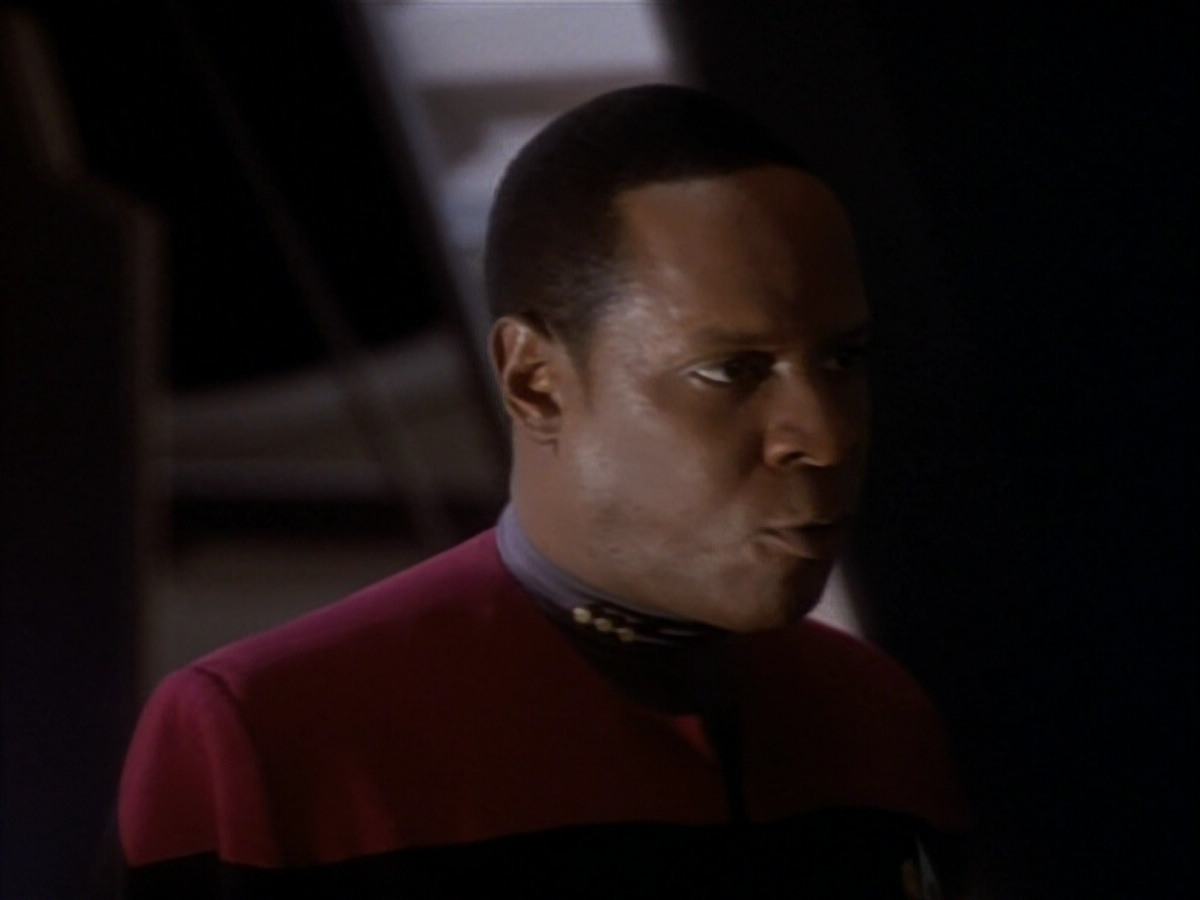 extant_StarTrekDS9_1x17-TheForsaken_03049.jpg