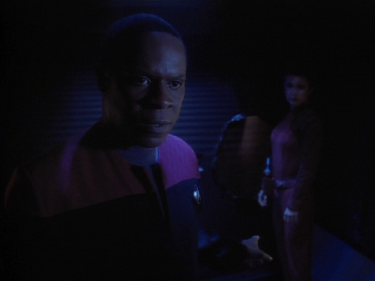 extant_StarTrekDS9_1x17-TheForsaken_03130.jpg