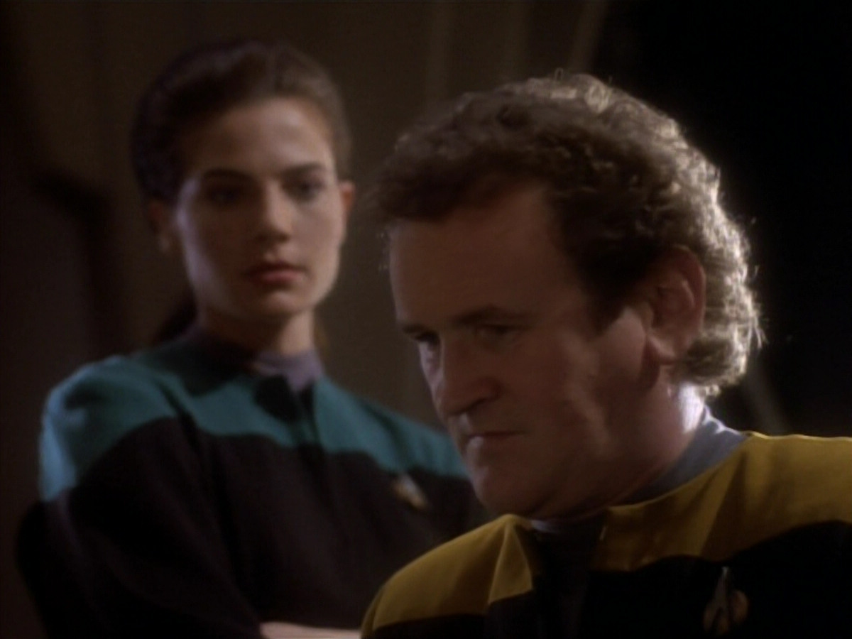 extant_StarTrekDS9_1x17-TheForsaken_03219.jpg