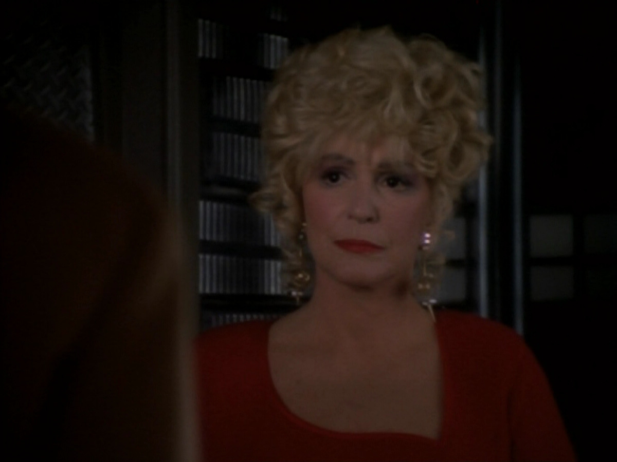 extant_StarTrekDS9_1x17-TheForsaken_03227.jpg