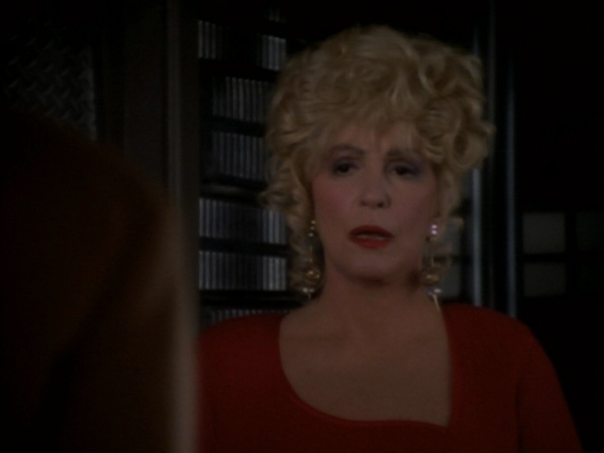 extant_StarTrekDS9_1x17-TheForsaken_03246.jpg