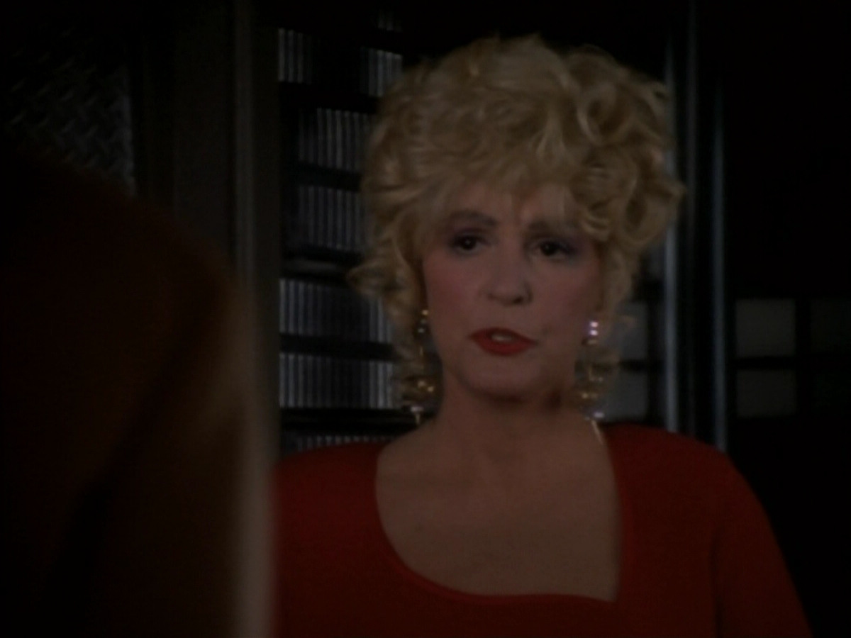 extant_StarTrekDS9_1x17-TheForsaken_03248.jpg