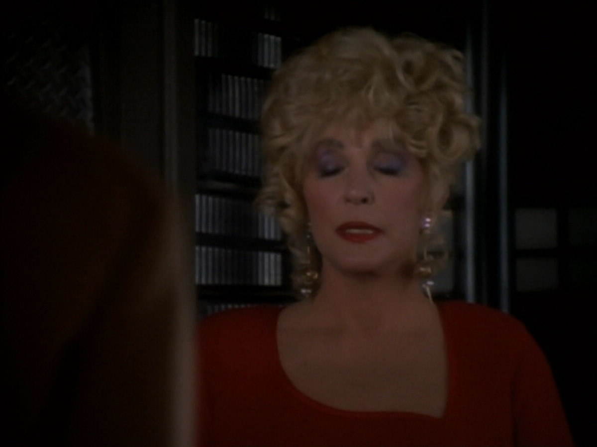 extant_StarTrekDS9_1x17-TheForsaken_03256.jpg