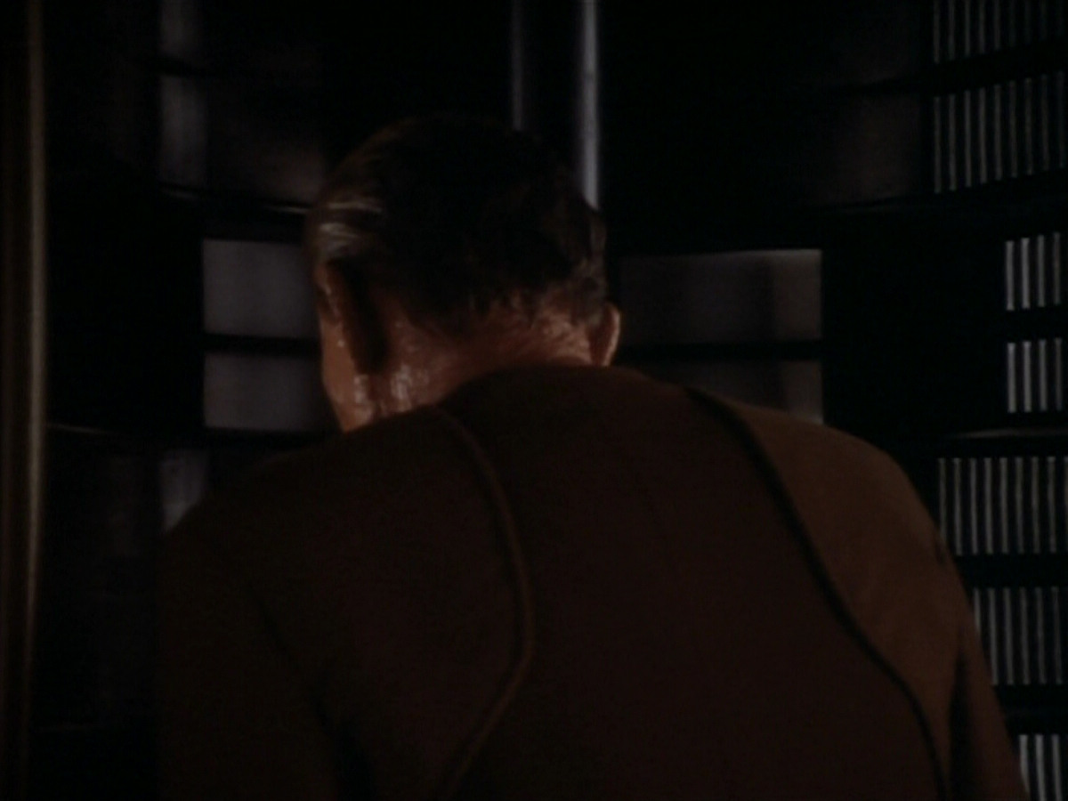 extant_StarTrekDS9_1x17-TheForsaken_03261.jpg