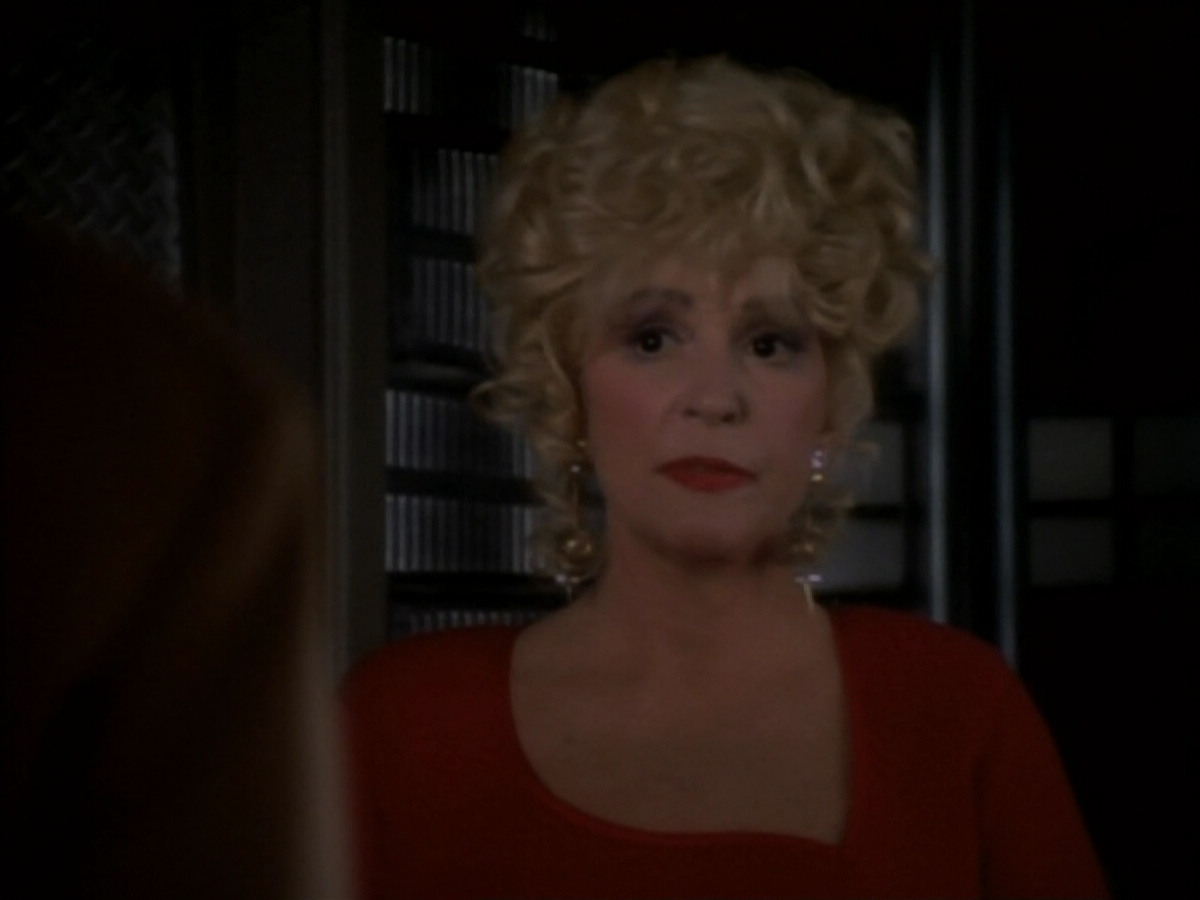 extant_StarTrekDS9_1x17-TheForsaken_03269.jpg