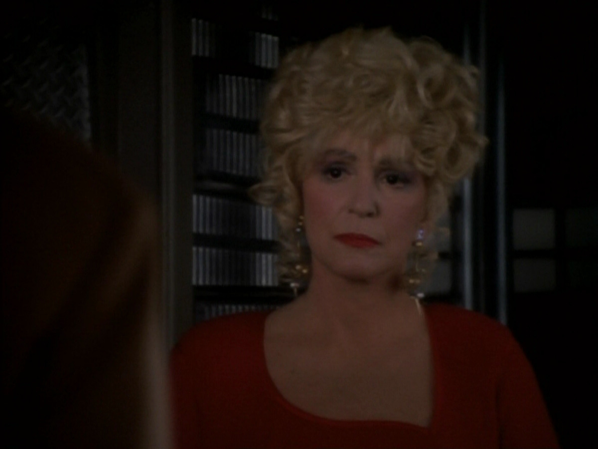 extant_StarTrekDS9_1x17-TheForsaken_03278.jpg